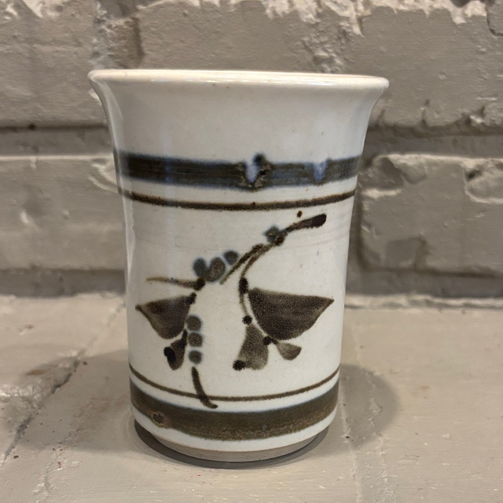Studio Pottery Signed Cup/Vase/Utensil‎ Holder